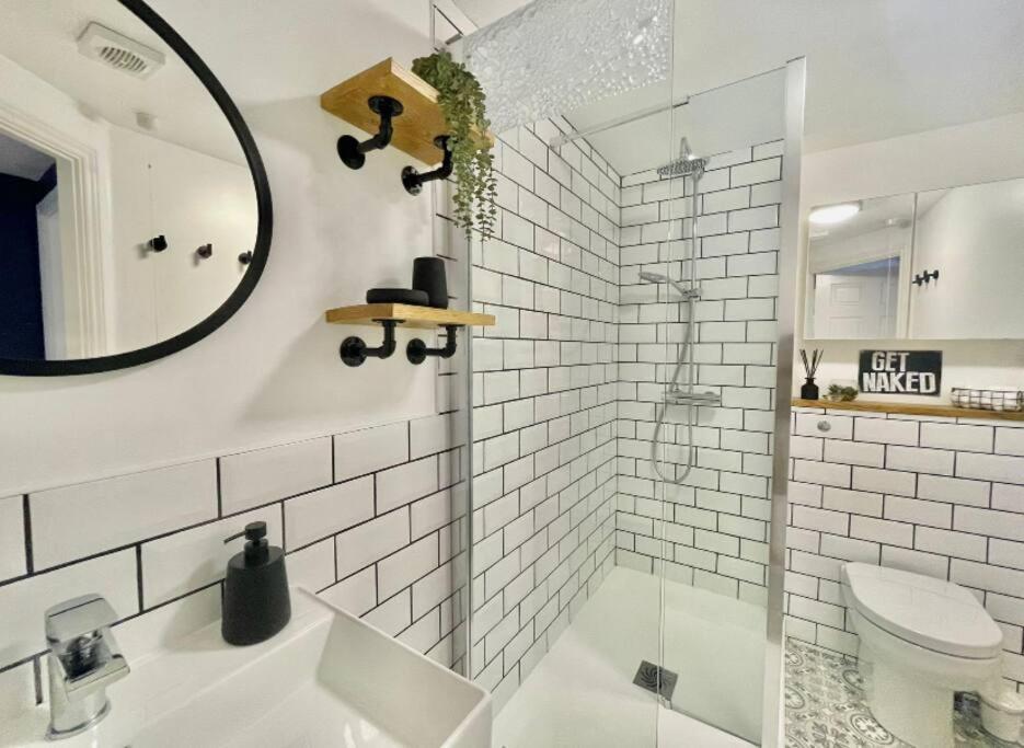 Lovely 2-Bedroom Bristol Apartment. Free Parking. المظهر الخارجي الصورة